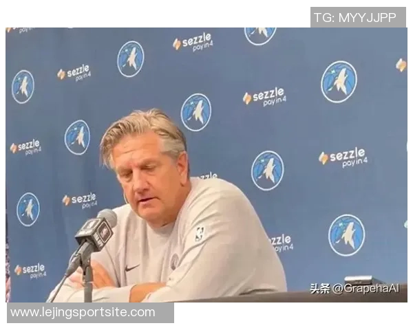 兰德尔全场表现平平下半场仅得9分贡献24分7板3助2断 兰德尔全场表现平平下半场仅得9分贡献24分7板3助2断