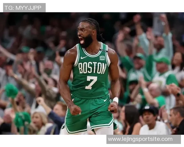 末节狂砍13分杰伦布朗全场33投14中豪取33分12篮板3助攻2抢断1盖帽 末节狂砍13分杰伦布朗全场33投14中豪取33分12篮板3助攻2抢断1盖帽