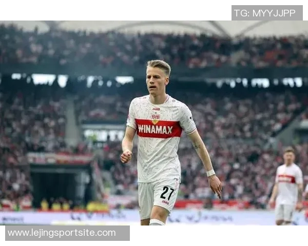 法尔克透露拜仁为门将佩雷茨寻求新租借球队南安普顿表现出浓厚兴趣 法尔克透露拜仁为门将佩雷茨寻求新租借球队南安普顿表现出浓厚兴趣