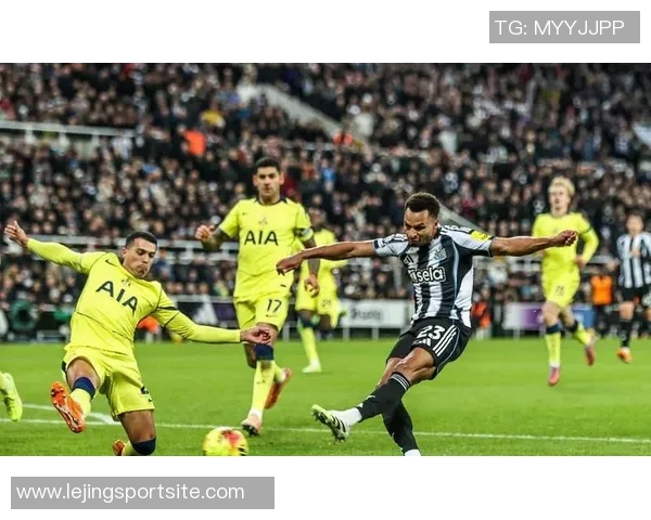 吉马良斯三年两度闯入欧冠沃尔特马德的表现让人惊叹不已